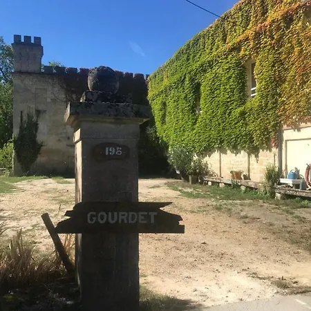 Loft + 2 Chateau Gourdet * Bourg-sur-Gironde