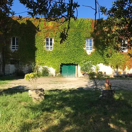Loft + 2 Chateau Gourdet * Bourg-sur-Gironde